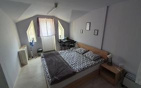 Стаи за гости Sun House